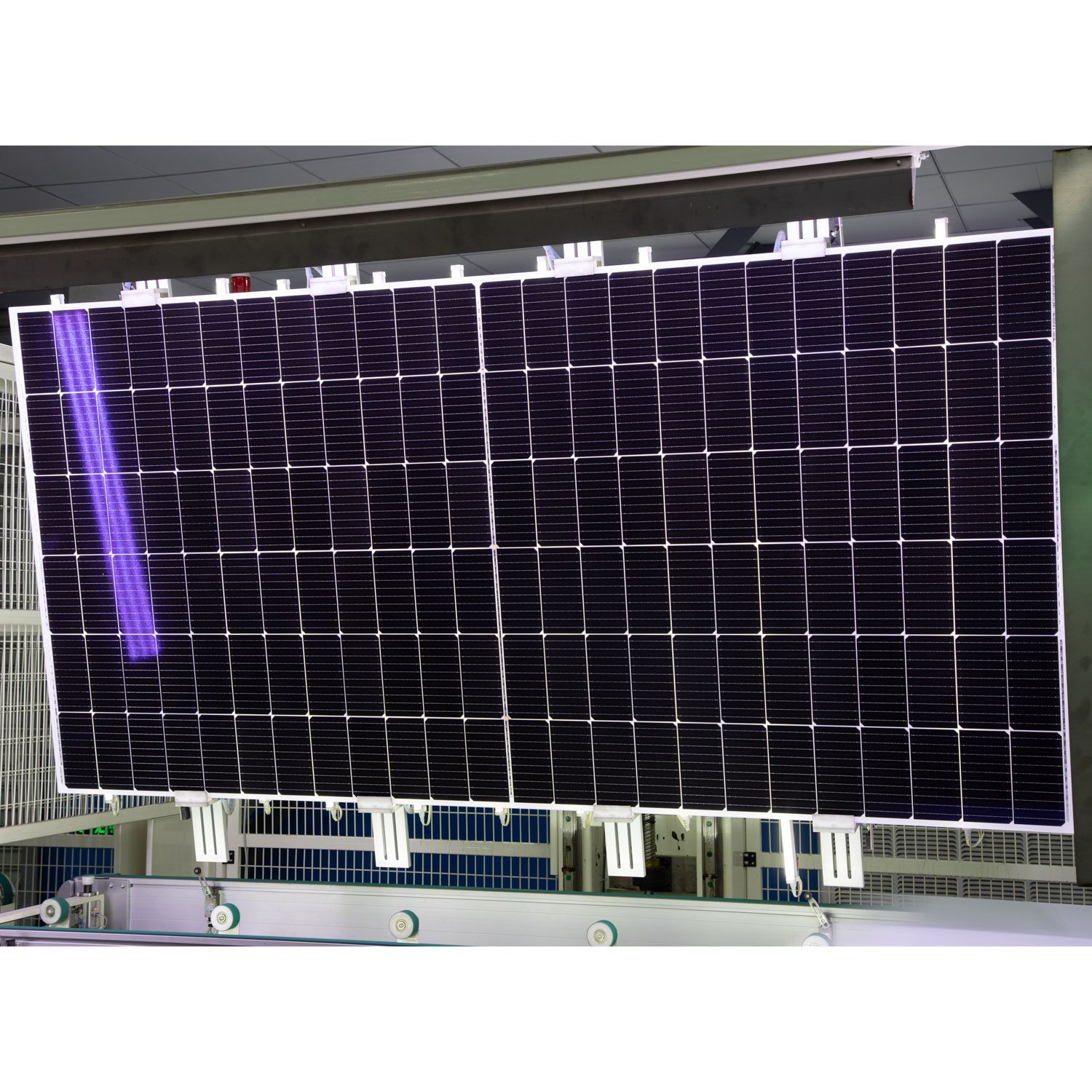 440W N-Type TOPCon Full Black Solar Panel | 22.0% Efficiency Aesthetic Residential PV Module