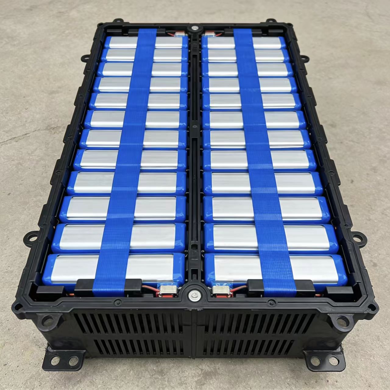 Battery Pack Image 4